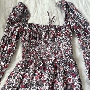 Aritzia puff sleeve dress